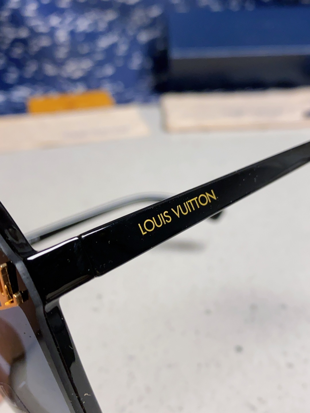 LouisVuitton路易威登 2025新款Lv 时尚轻奢方框防晒墨镜女款 高级感显瘦偏光女士太阳镜大