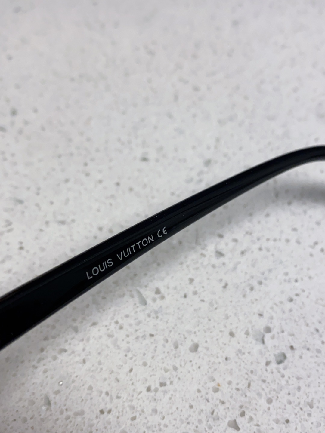 LouisVuitton路易威登 2025新款Lv 时尚轻奢方框防晒墨镜女款 高级感显瘦偏光女士太阳镜大