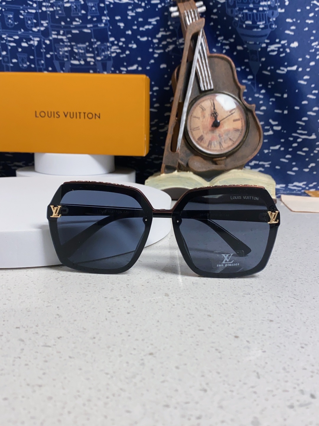 LouisVuitton路易威登 2025新款Lv 时尚轻奢方框防晒墨镜女款 高级感显瘦偏光女士太阳镜大