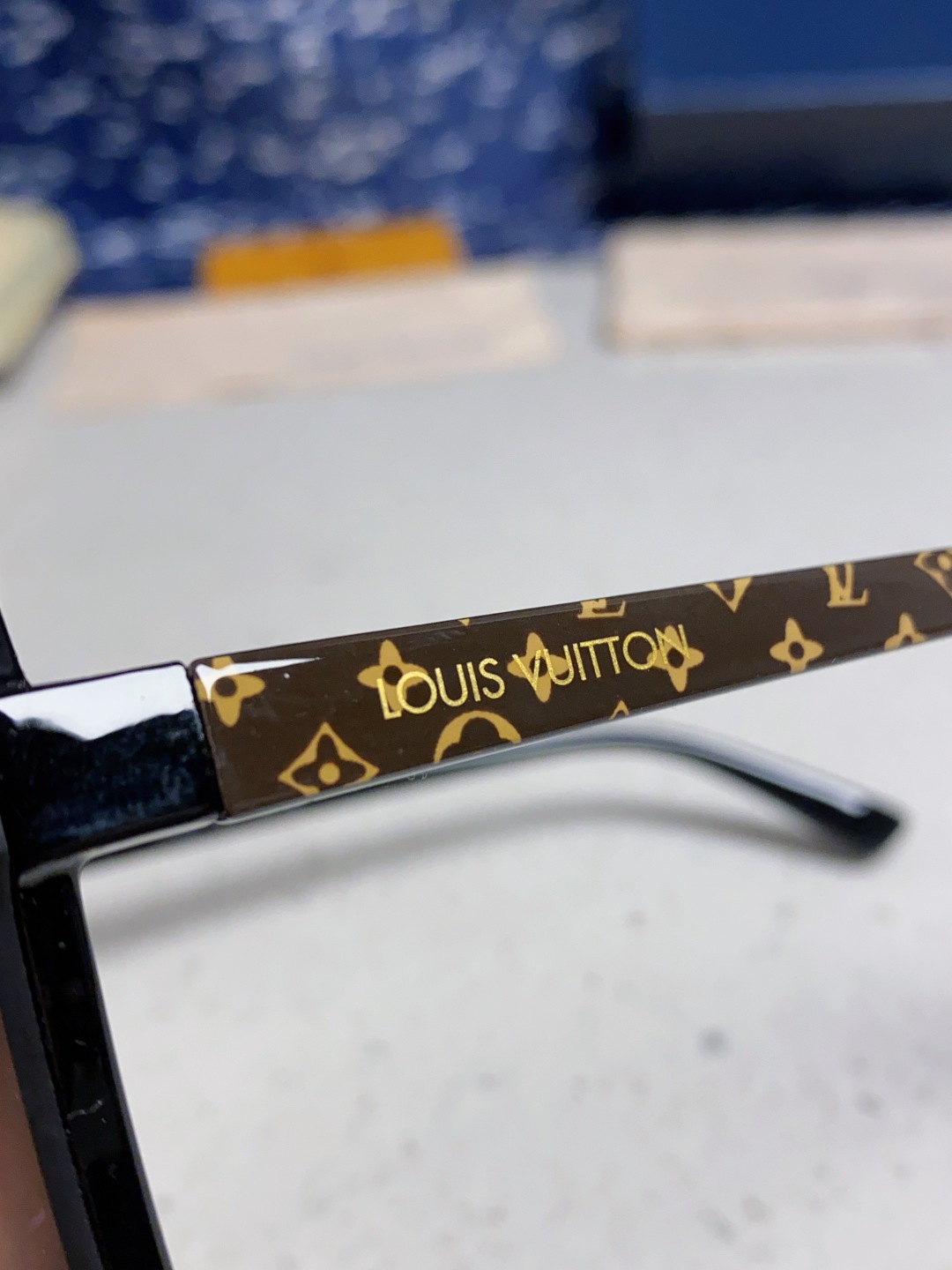 LouisVuitton路易威登 2025新款Lv 时尚轻奢方框防晒墨镜女款 高级感显瘦偏光女士太阳镜大