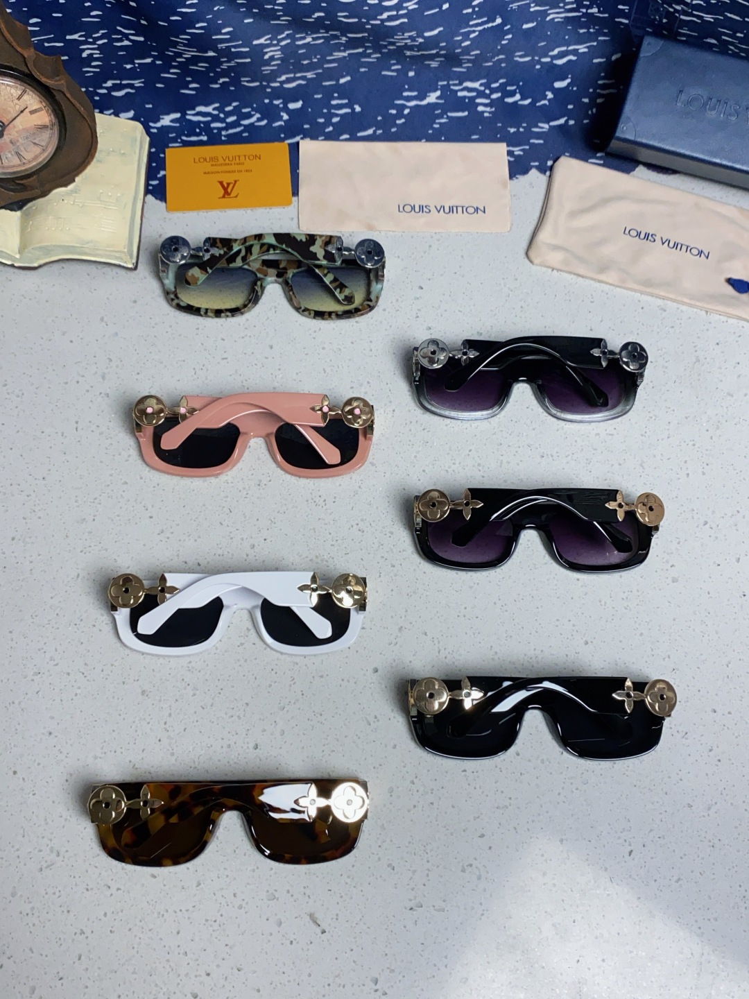 LouisVuitton路易威登 2026新款LV墨镜男士女士通用方框防紫外线休闲太阳镜Z2196W