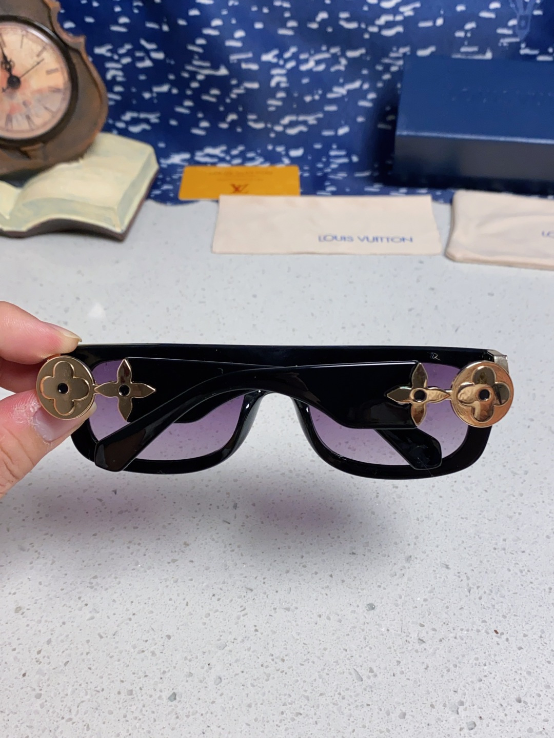 LouisVuitton路易威登 2026新款LV墨镜男士女士通用方框防紫外线休闲太阳镜Z2196W