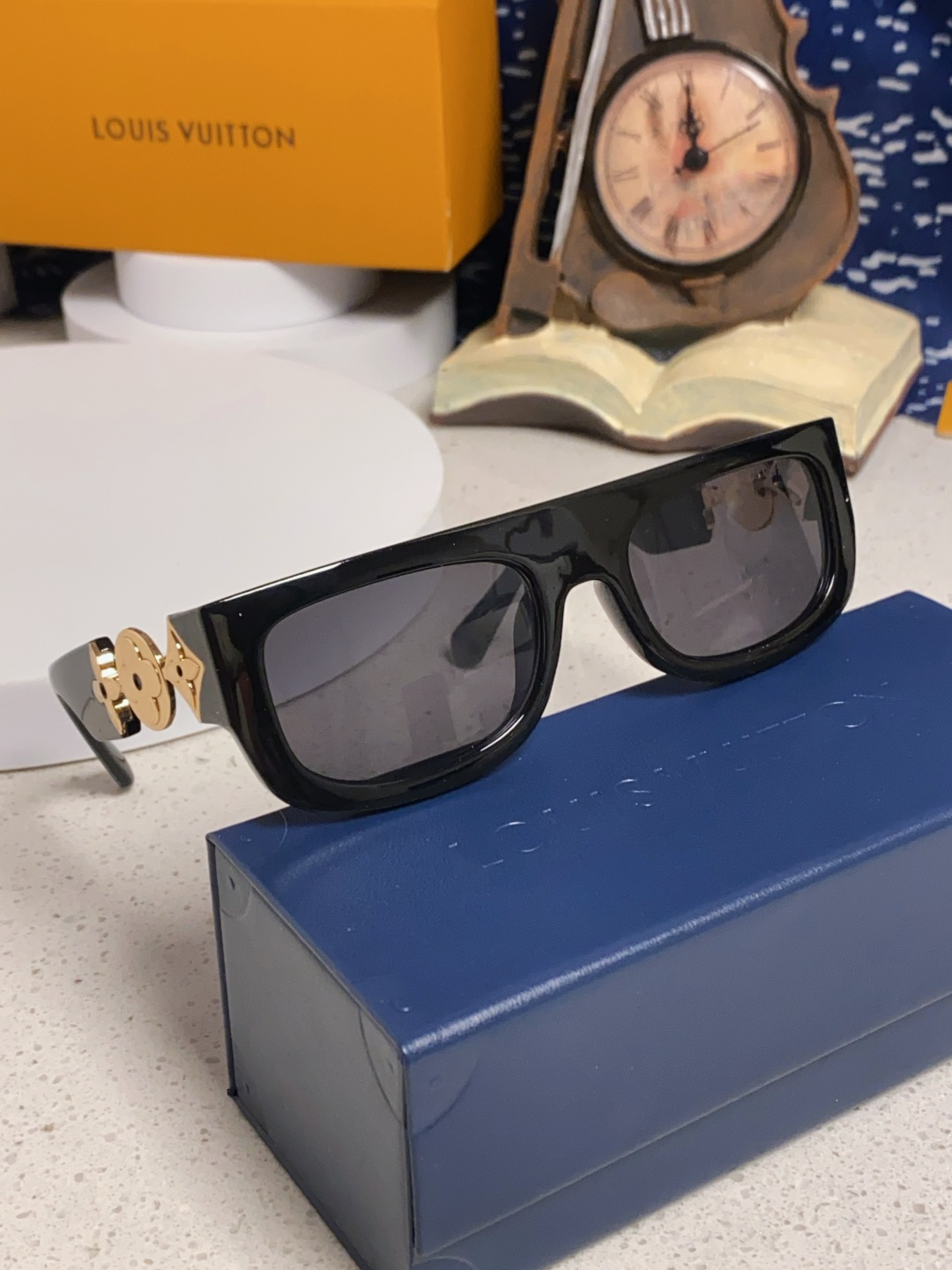 LouisVuitton路易威登 2026新款LV墨镜男士女士通用方框防紫外线休闲太阳镜Z2196W