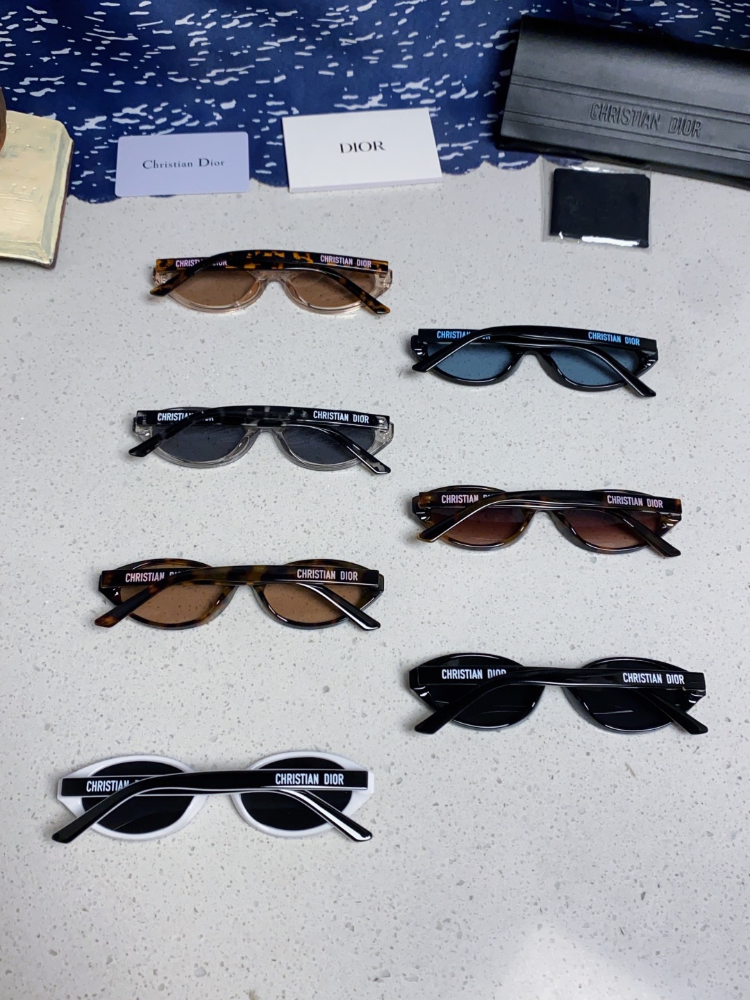 Dior迪奥 2025新款椭圆形猫眼墨镜女士迪丽热巴胶片同款高级感街拍防嗮太阳镜