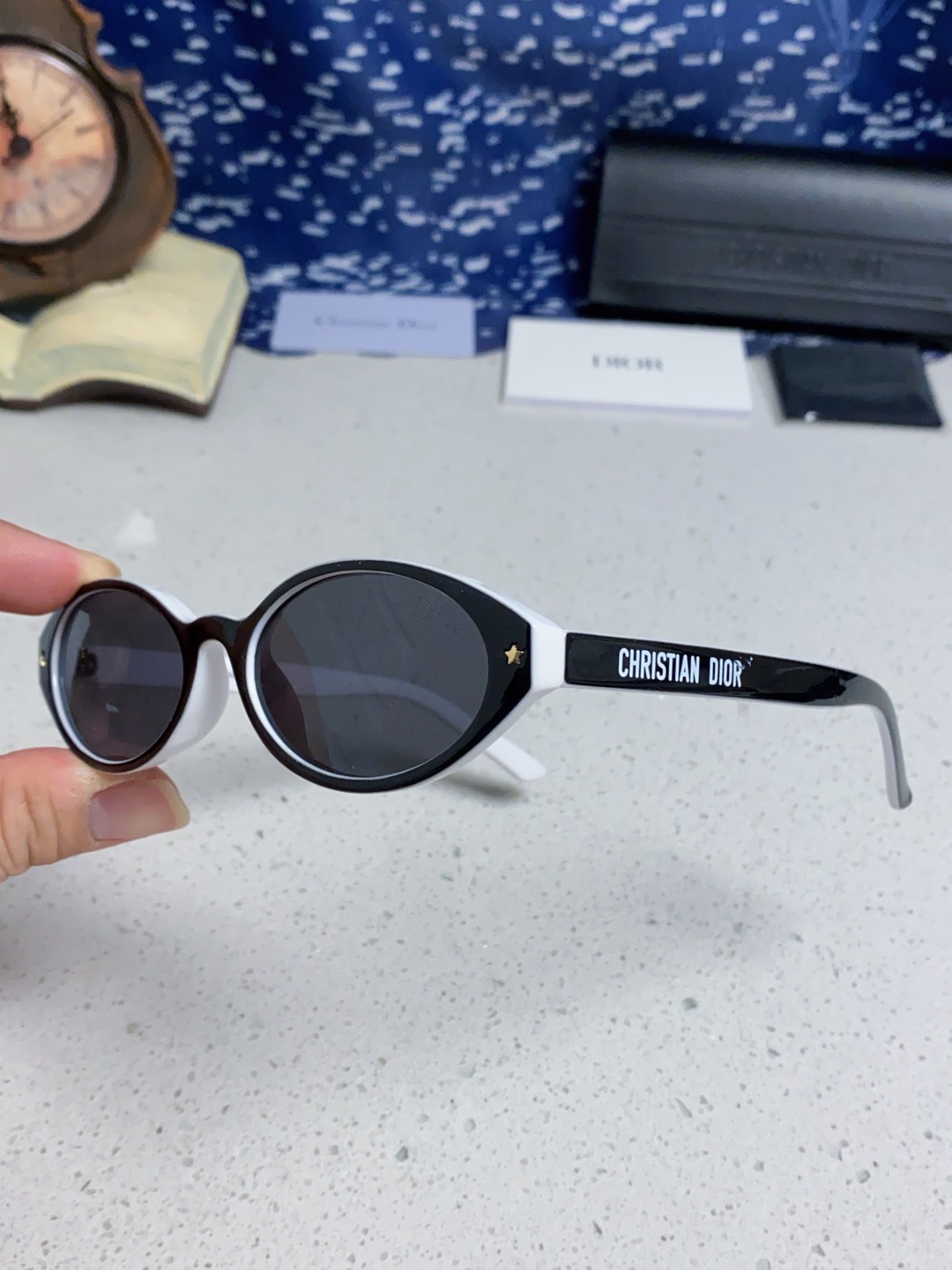 Dior迪奥 2025新款椭圆形猫眼墨镜女士迪丽热巴胶片同款高级感街拍防嗮太阳镜