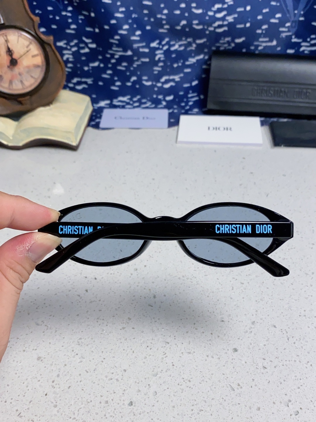 Dior迪奥 2025新款椭圆形猫眼墨镜女士迪丽热巴胶片同款高级感街拍防嗮太阳镜