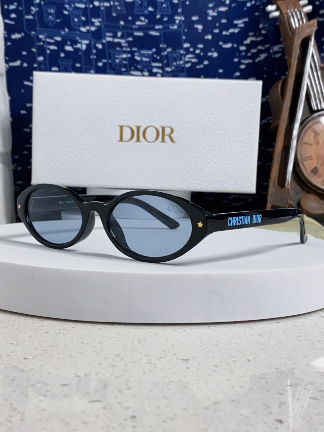 Dior迪奥 2025新款椭圆形猫眼墨镜女士迪丽热巴胶片同款高级感街拍防嗮太阳镜