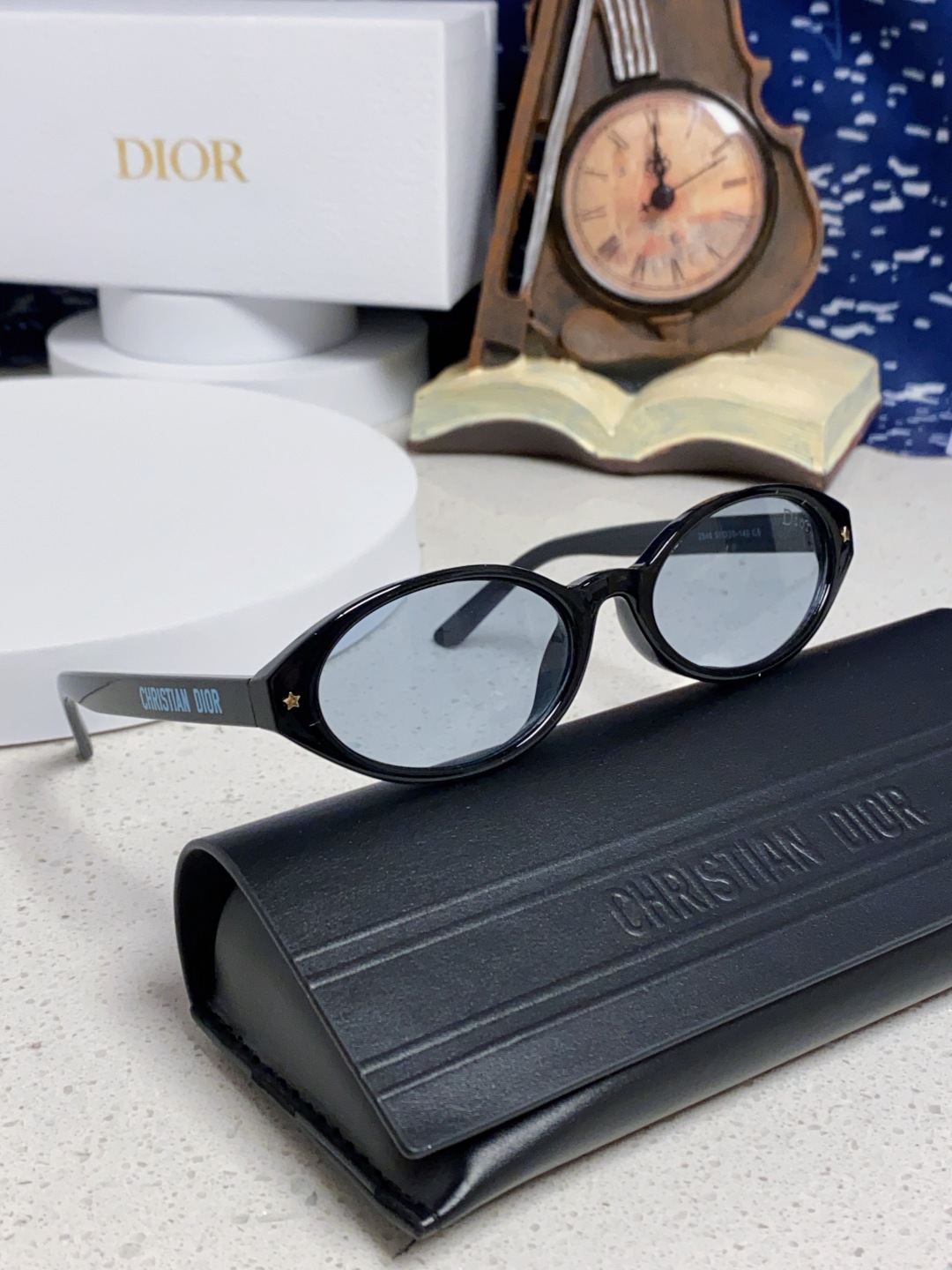 Dior迪奥 2025新款椭圆形猫眼墨镜女士迪丽热巴胶片同款高级感街拍防嗮太阳镜
