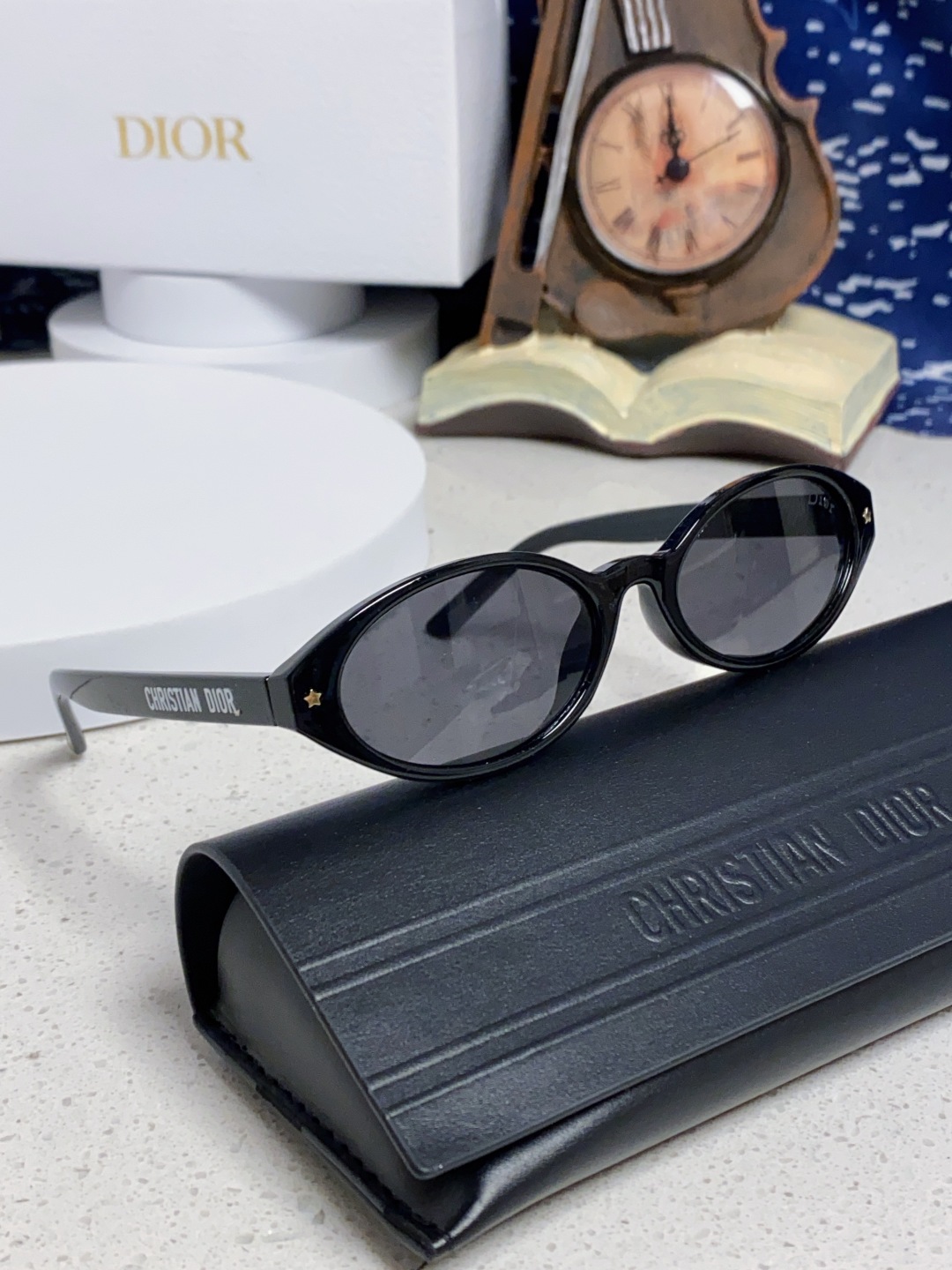 Dior迪奥 2025新款椭圆形猫眼墨镜女士迪丽热巴胶片同款高级感街拍防嗮太阳镜