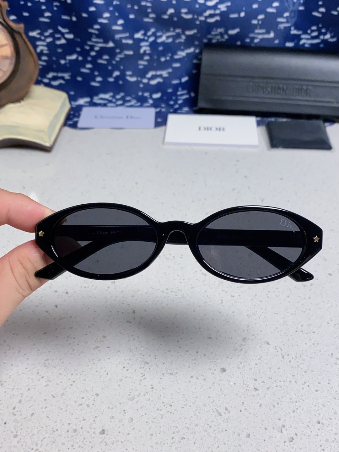 Dior迪奥 2025新款椭圆形猫眼墨镜女士迪丽热巴胶片同款高级感街拍防嗮太阳镜