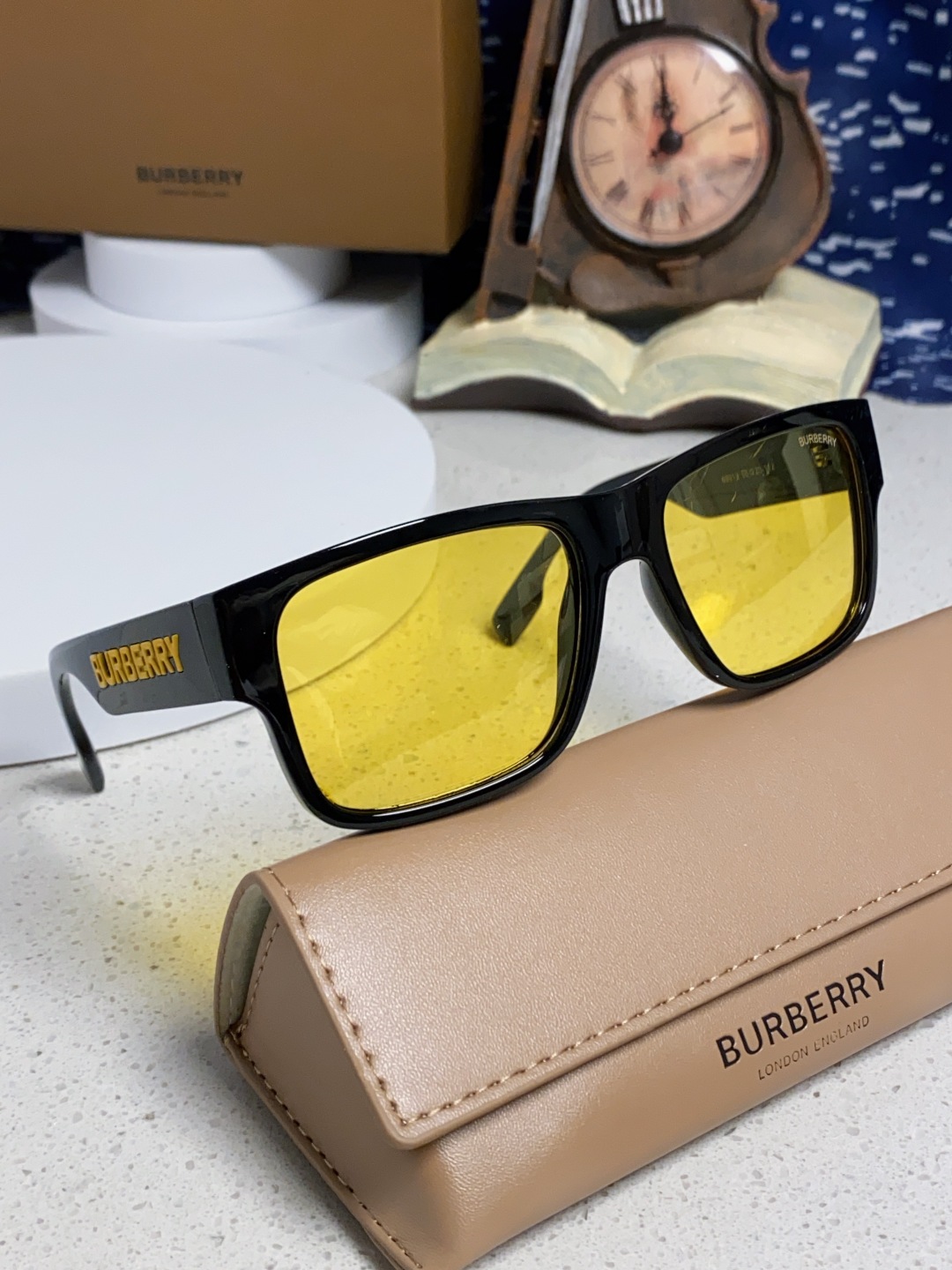 Burberry巴宝莉 2025新款方形户外偏光太阳镜经典百搭男女墨镜钓鱼运动眼镜 男女通用