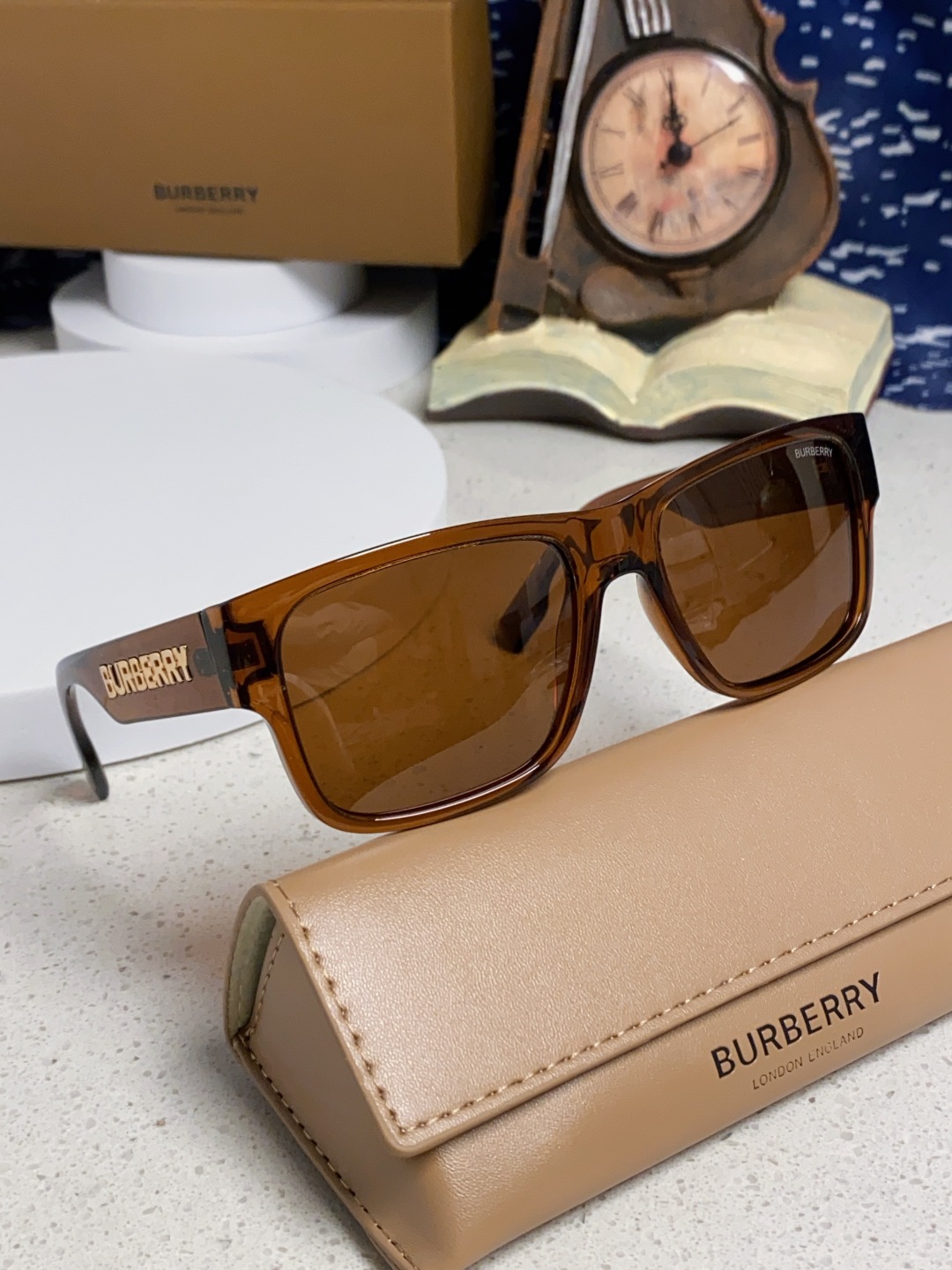 Burberry巴宝莉 2025新款方形户外偏光太阳镜经典百搭男女墨镜钓鱼运动眼镜 男女通用