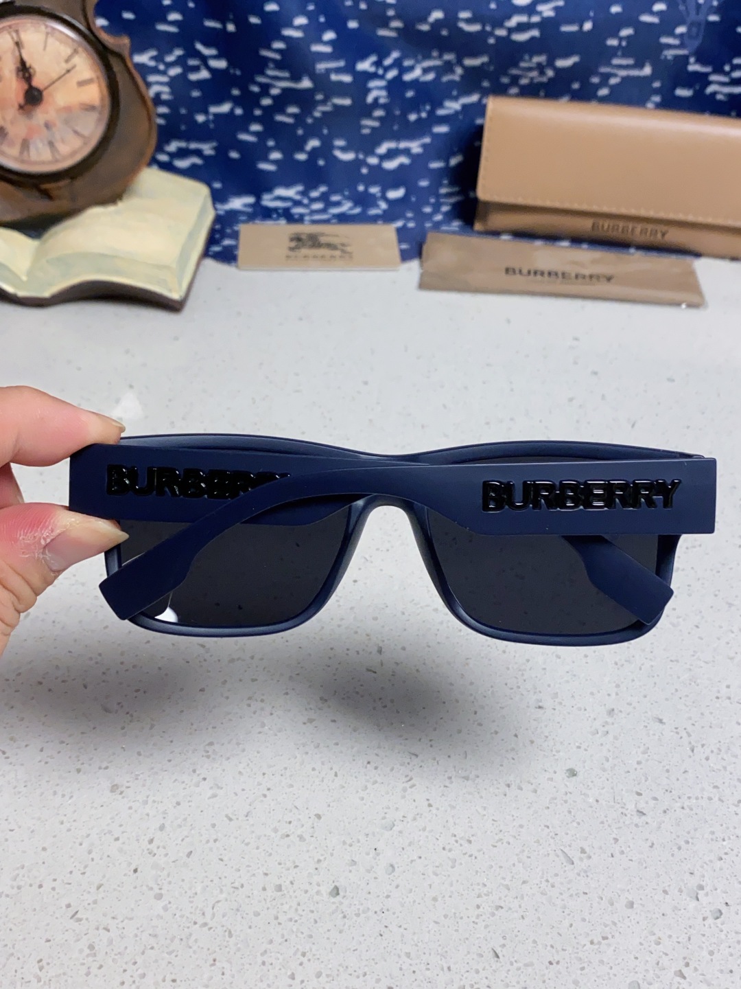 Burberry巴宝莉 2025新款方形户外偏光太阳镜经典百搭男女墨镜钓鱼运动眼镜 男女通用