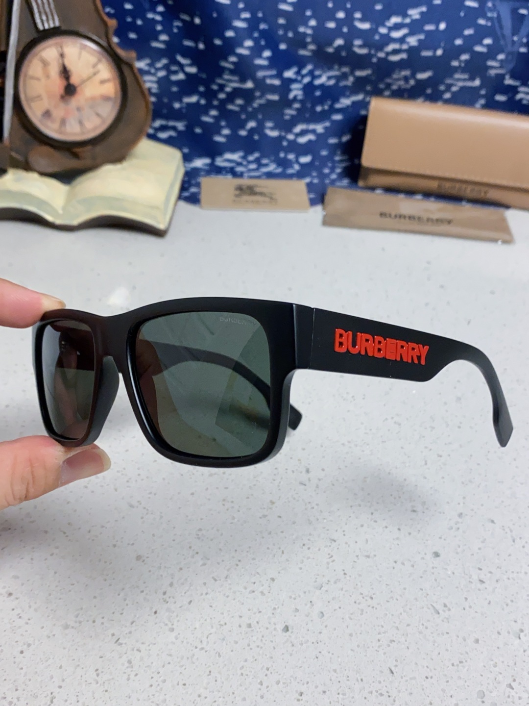 Burberry巴宝莉 2025新款方形户外偏光太阳镜经典百搭男女墨镜钓鱼运动眼镜 男女通用