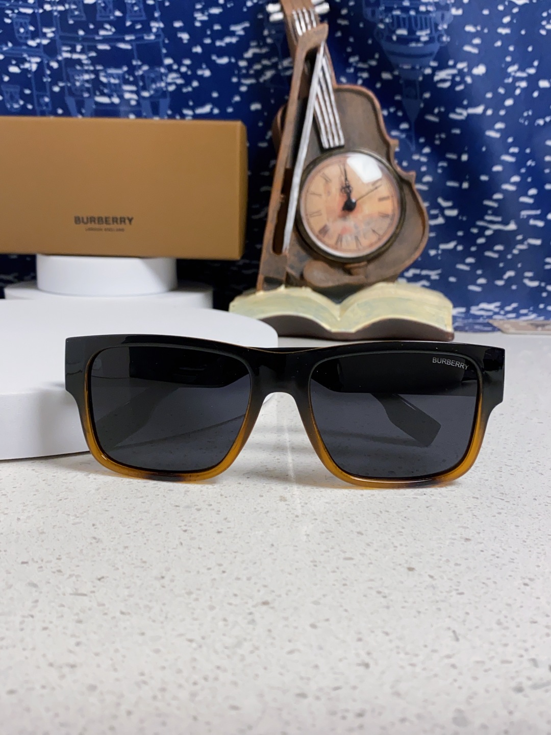 Burberry巴宝莉 2025新款方形户外偏光太阳镜经典百搭男女墨镜钓鱼运动眼镜 男女通用
