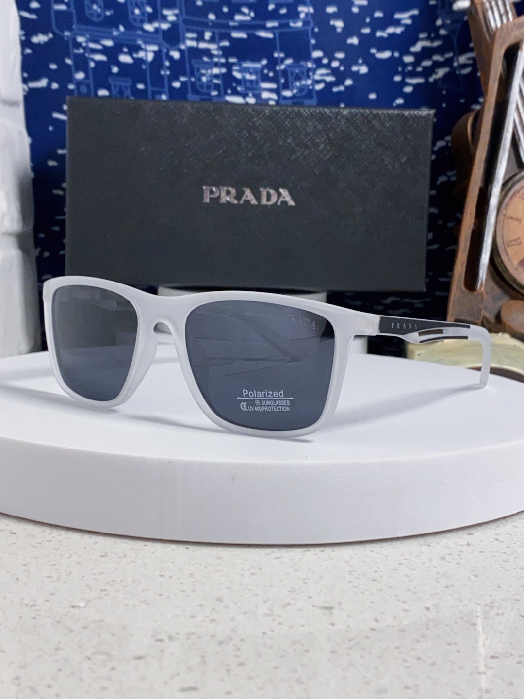 Prada普拉达 2025新款潮牌马拉松偏光彩色环保防紫外线男女网球跑步UV个性开车眼镜