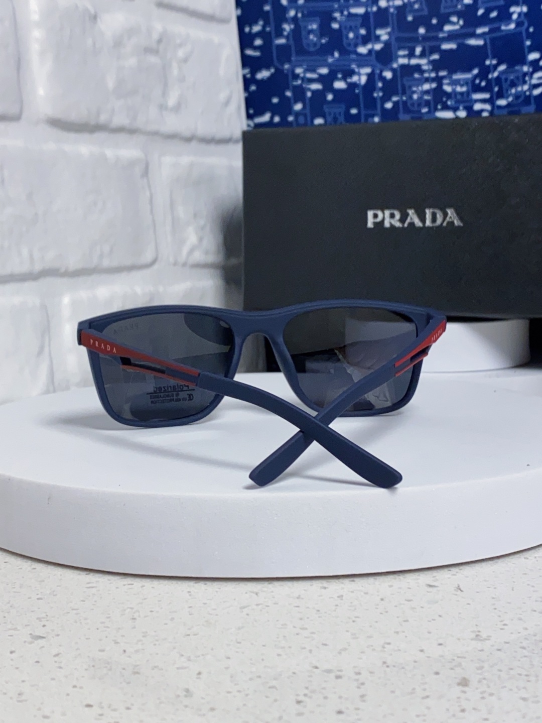 Prada普拉达 2025新款潮牌马拉松偏光彩色环保防紫外线男女网球跑步UV个性开车眼镜