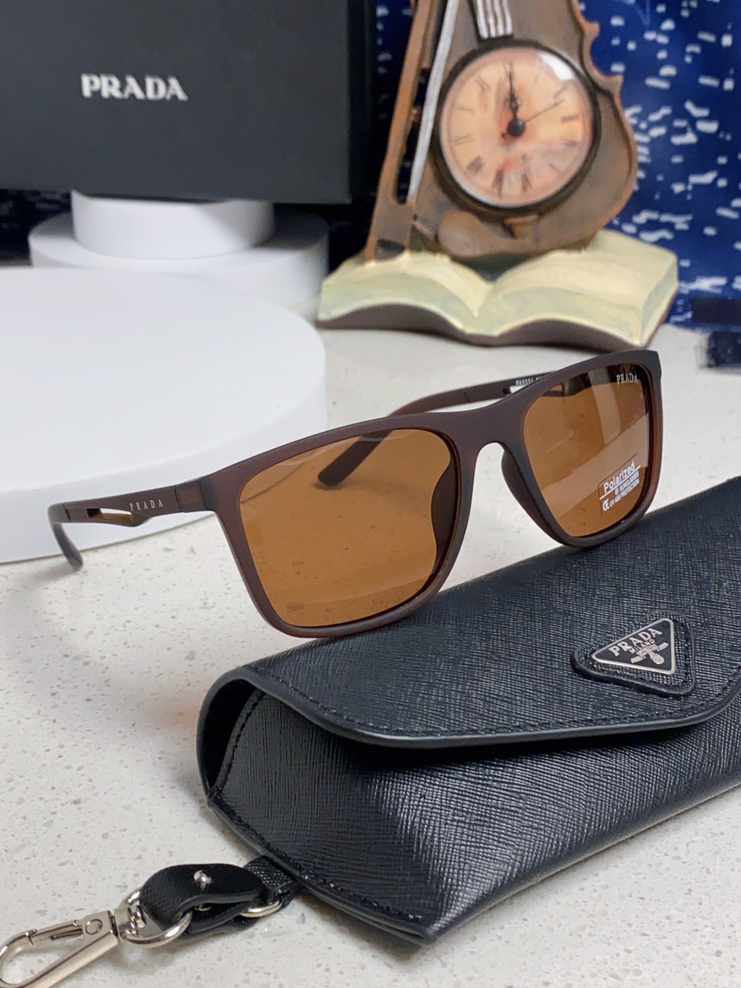 Prada普拉达 2025新款潮牌马拉松偏光彩色环保防紫外线男女网球跑步UV个性开车眼镜