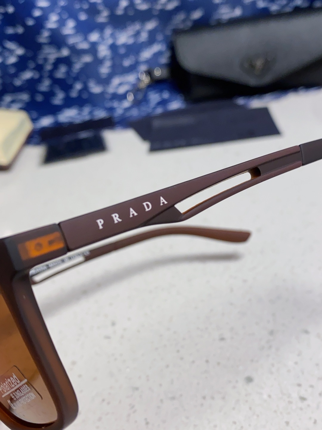 Prada普拉达 2025新款潮牌马拉松偏光彩色环保防紫外线男女网球跑步UV个性开车眼镜