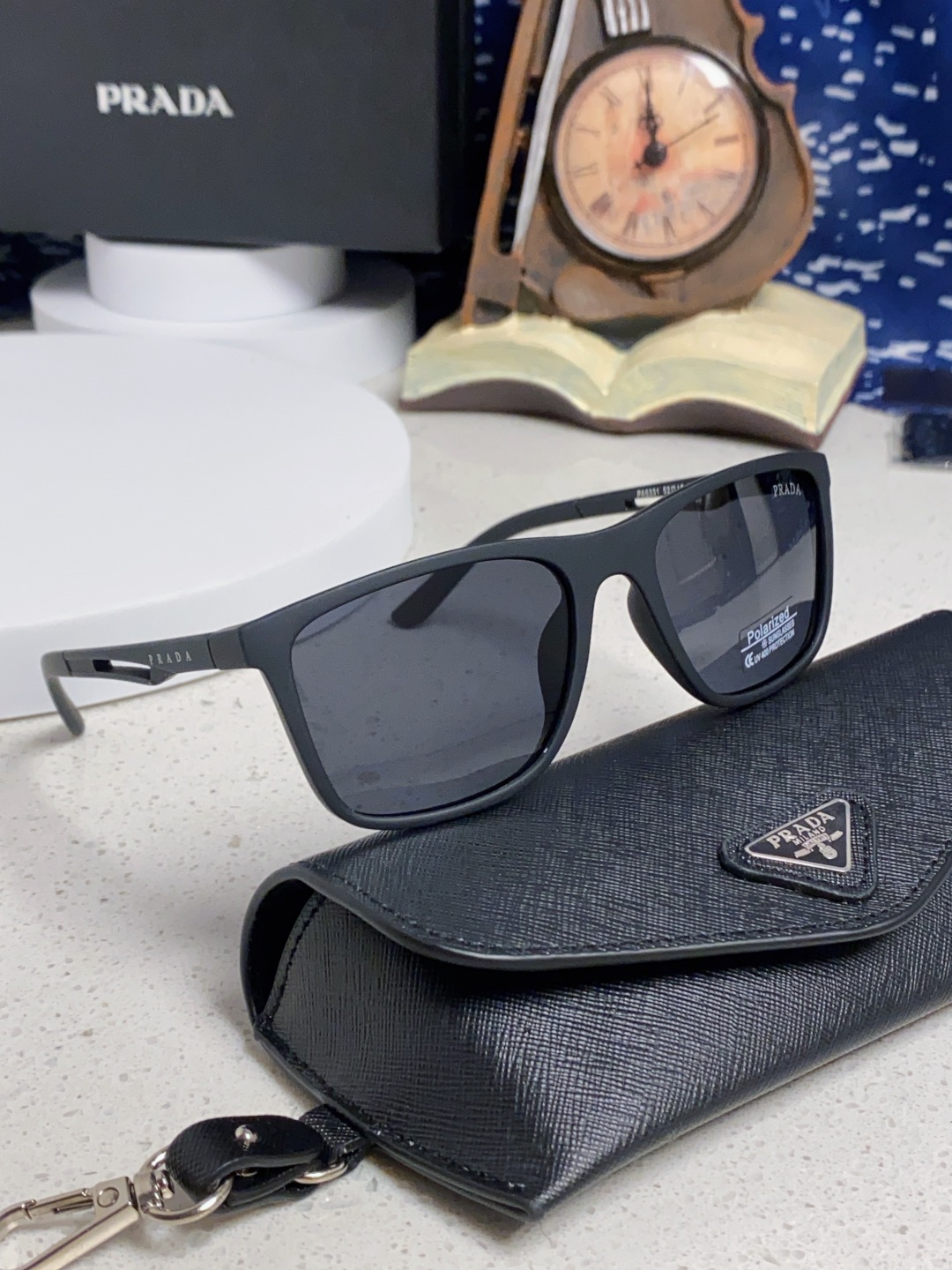 Prada普拉达 2025新款潮牌马拉松偏光彩色环保防紫外线男女网球跑步UV个性开车眼镜