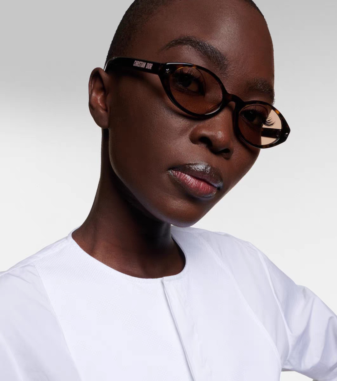 Dior迪奥 2025新款椭圆形猫眼墨镜女士迪丽热巴胶片同款高级感街拍防嗮太阳镜