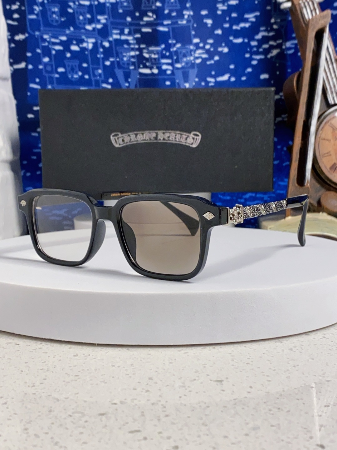  Chrome Hearts克罗心 2025新款复古超轻太阳镜男士偏光开车专用高级感 防紫外线变色太阳镜