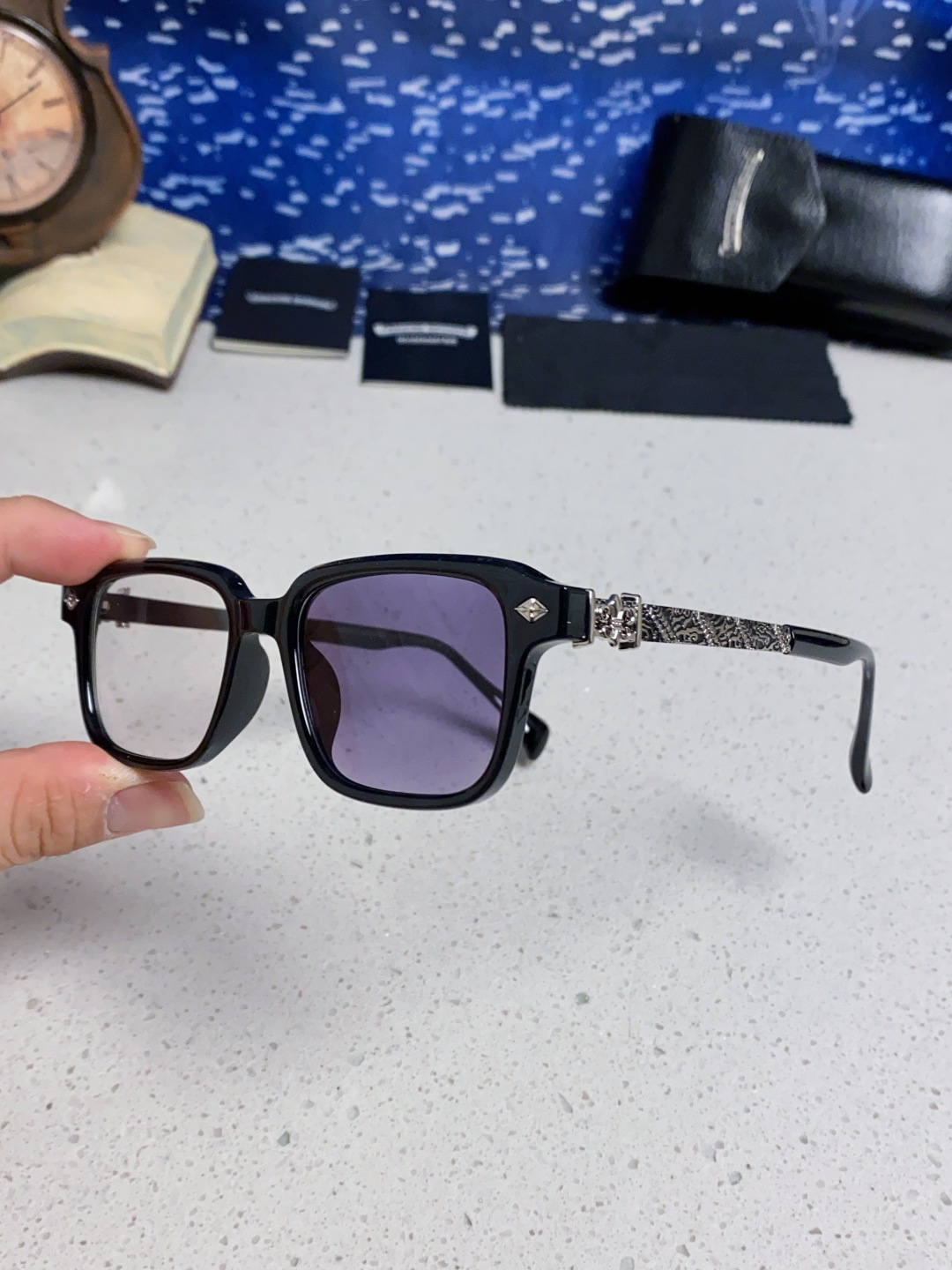  Chrome Hearts克罗心 2025新款复古超轻太阳镜男士偏光开车专用高级感 防紫外线变色太阳镜