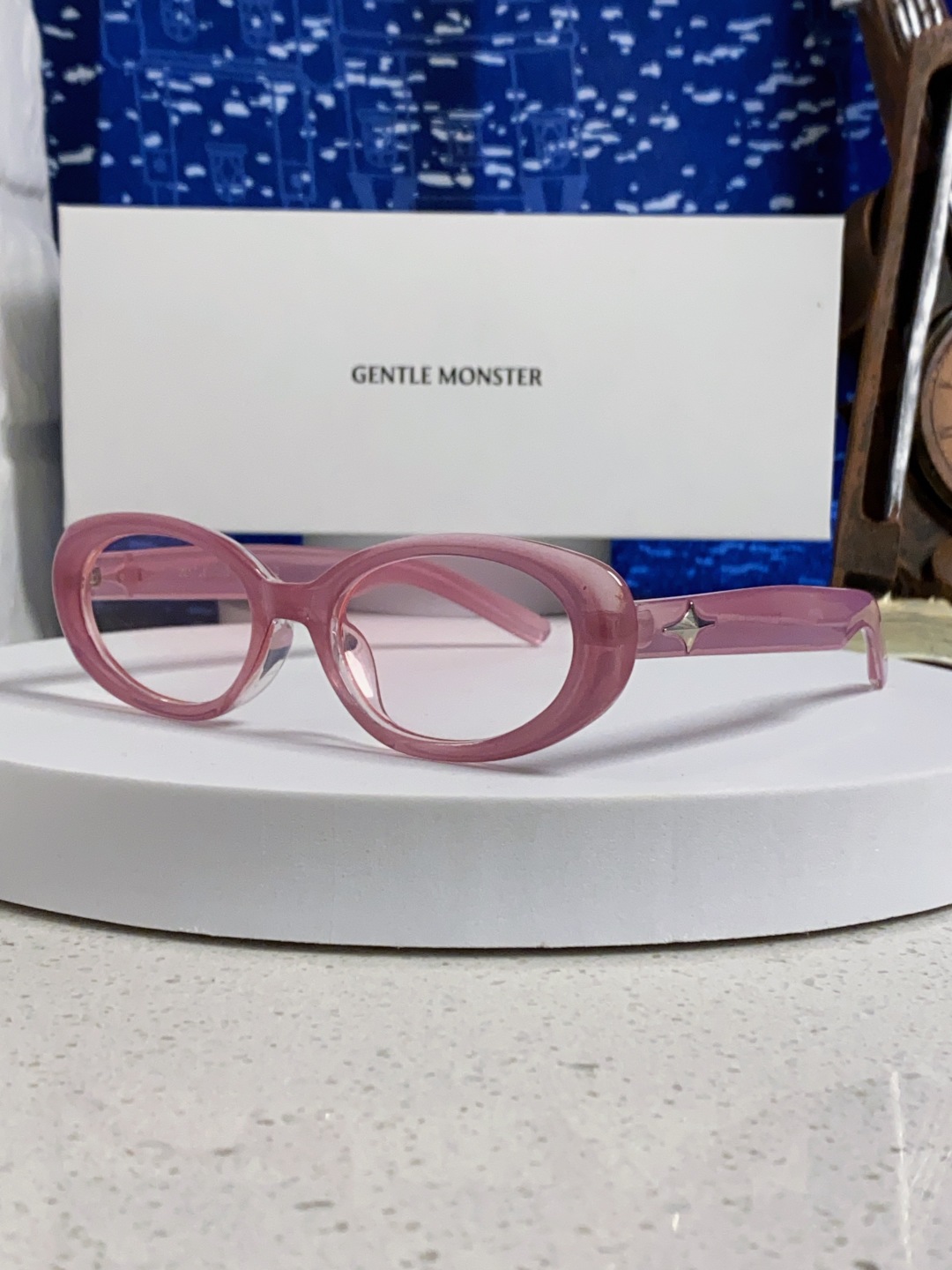 Gentle Moster(GM) 2025新款椭圆形 墨镜女高级感ins潮 网红款小框遮阳凹造型防紫外