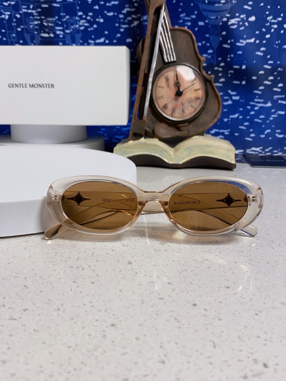 Gentle Moster(GM) 2025新款椭圆形 墨镜女高级感ins潮 网红款小框遮阳凹造型防紫外