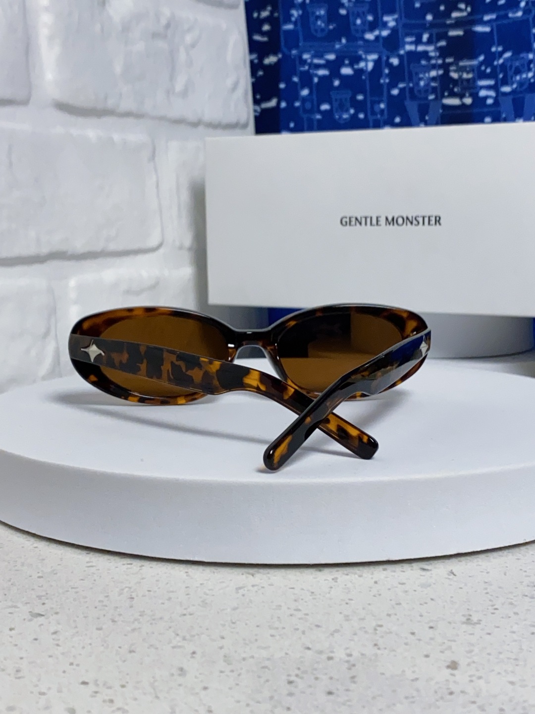 Gentle Moster(GM) 2025新款椭圆形 墨镜女高级感ins潮 网红款小框遮阳凹造型防紫外