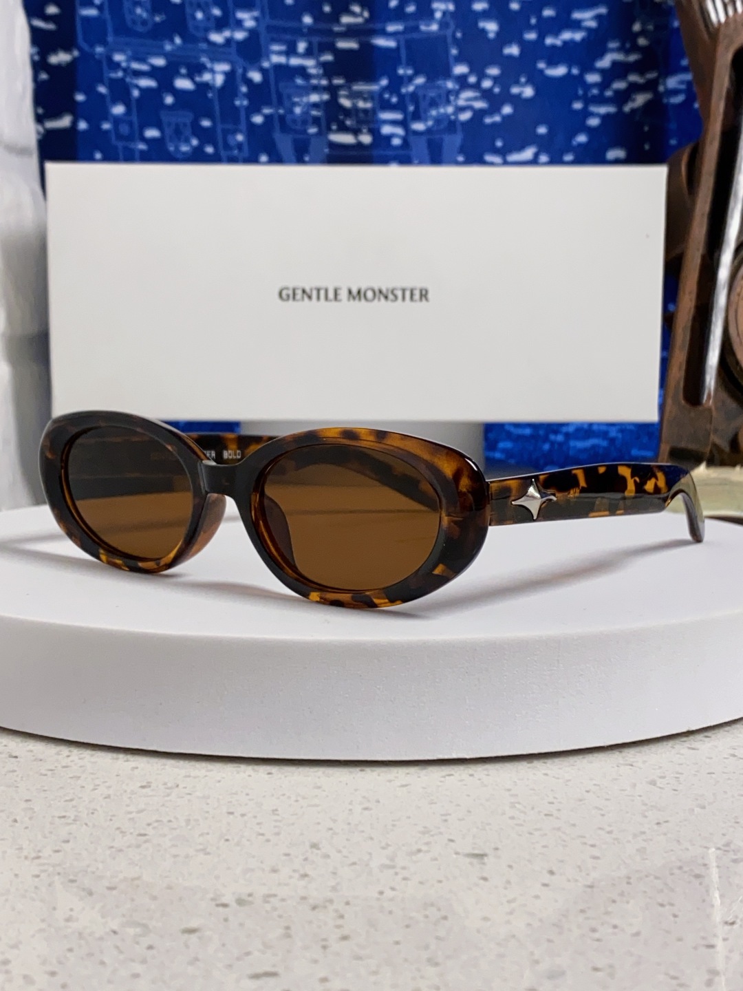 Gentle Moster(GM) 2025新款椭圆形 墨镜女高级感ins潮 网红款小框遮阳凹造型防紫外