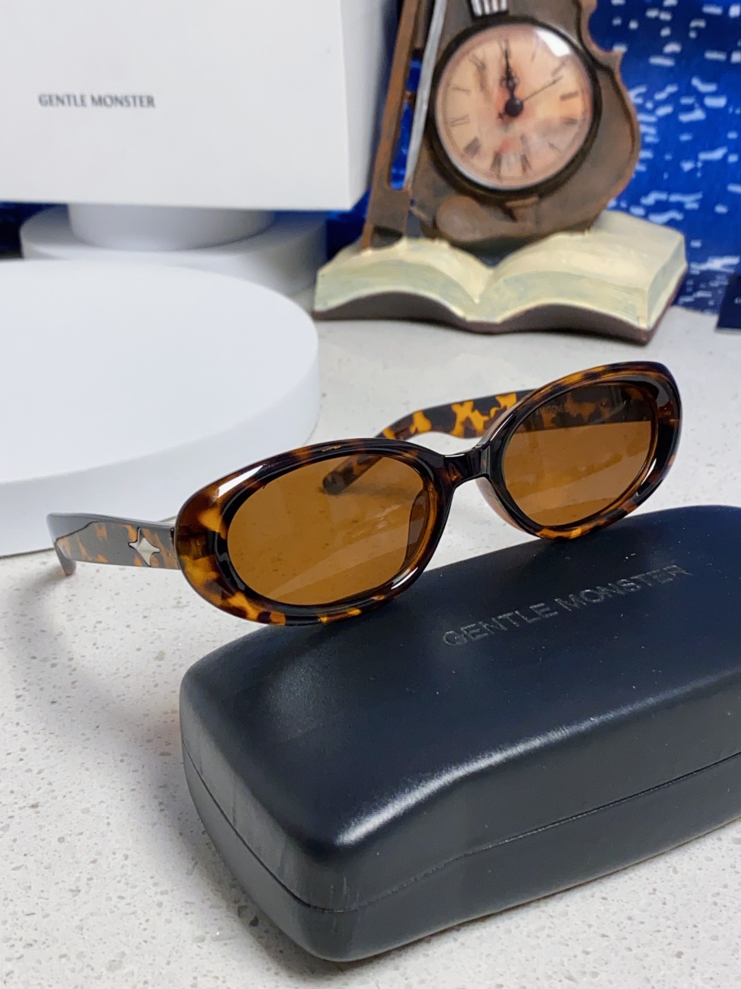 Gentle Moster(GM) 2025新款椭圆形 墨镜女高级感ins潮 网红款小框遮阳凹造型防紫外