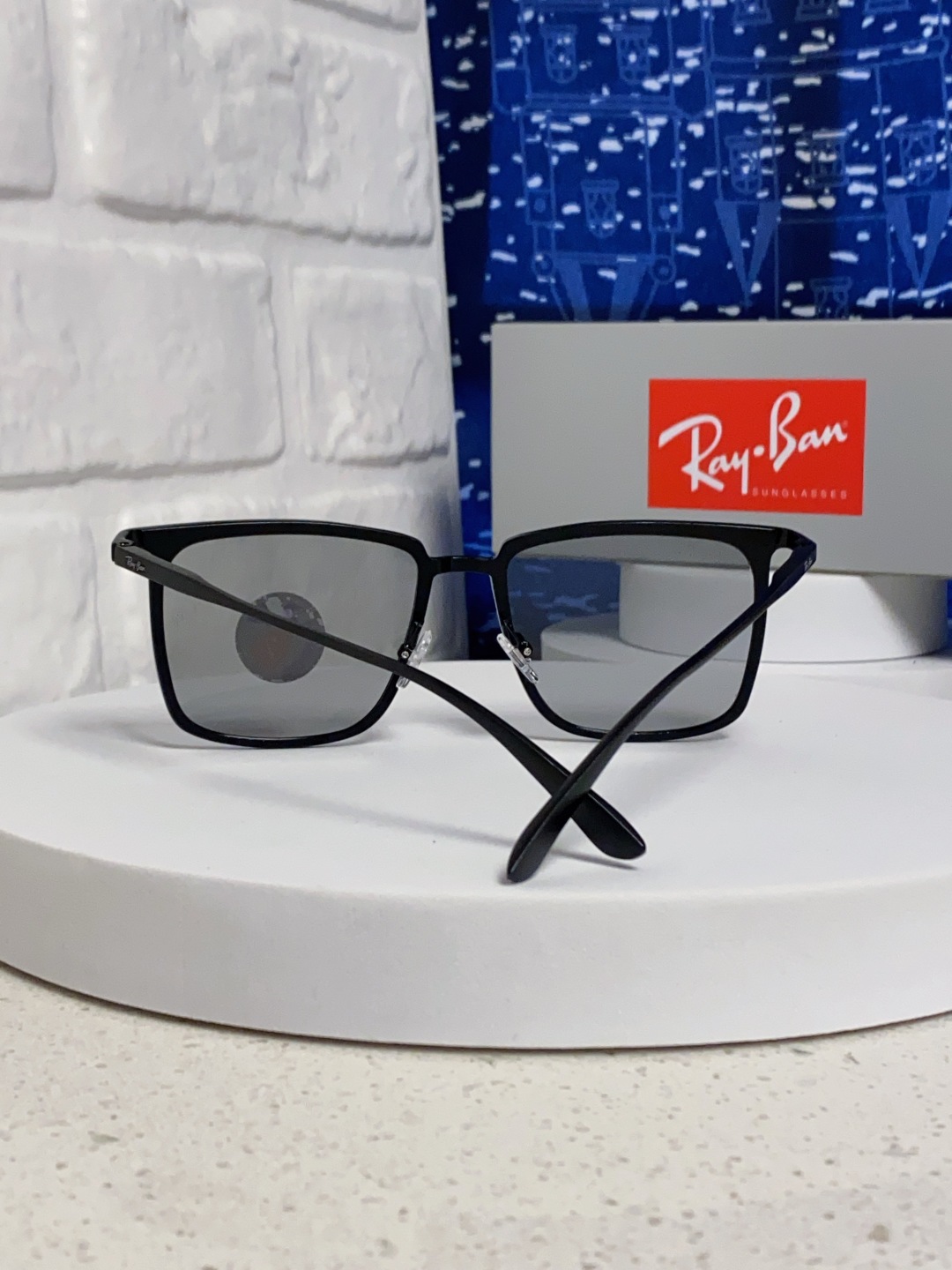 Rayban雷朋 2025新款偏光男女通用 时尚休闲金属方框驾车专用 RB8929