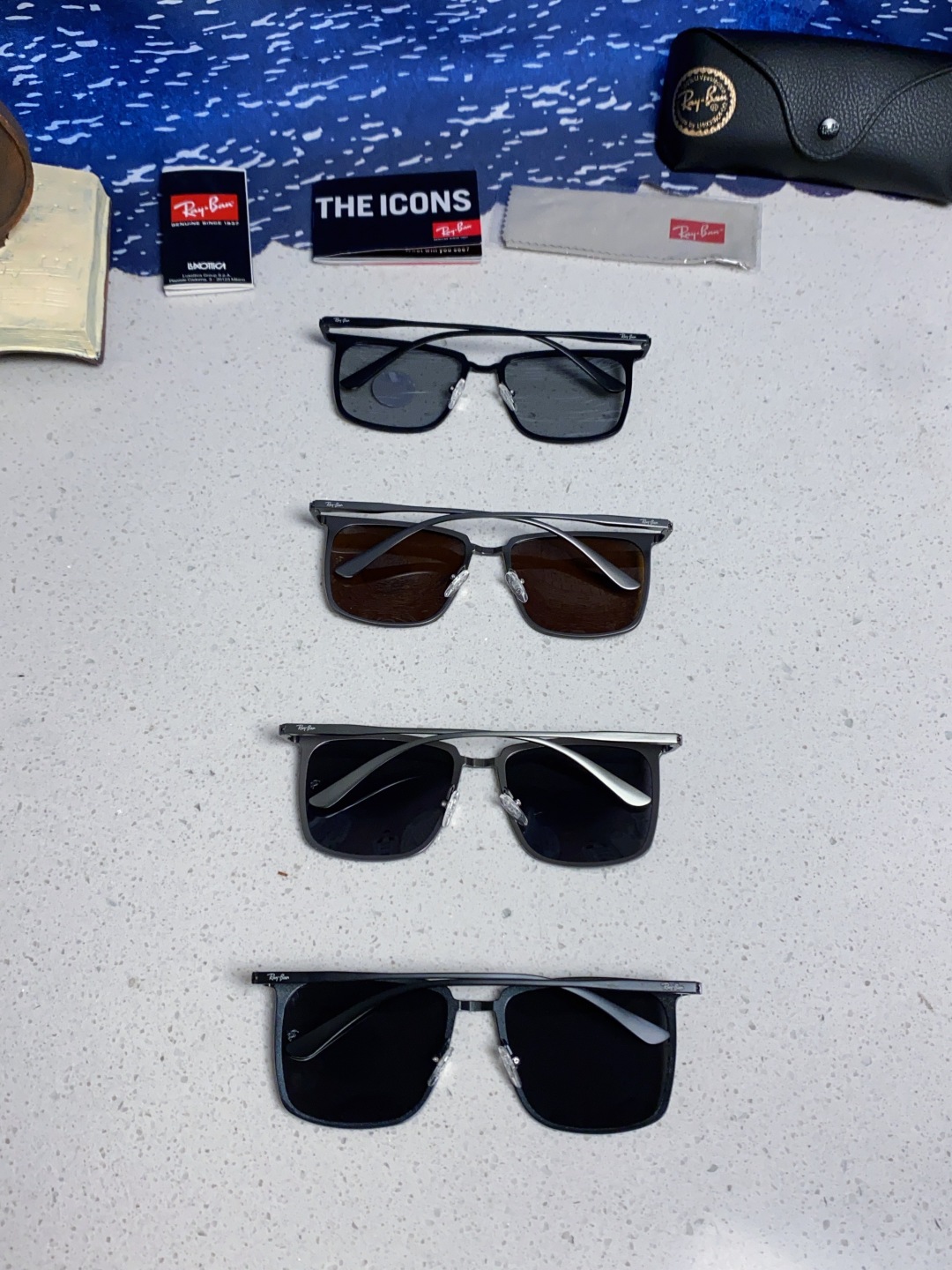 Rayban雷朋 2025新款偏光男女通用 时尚休闲金属方框驾车专用 RB8929