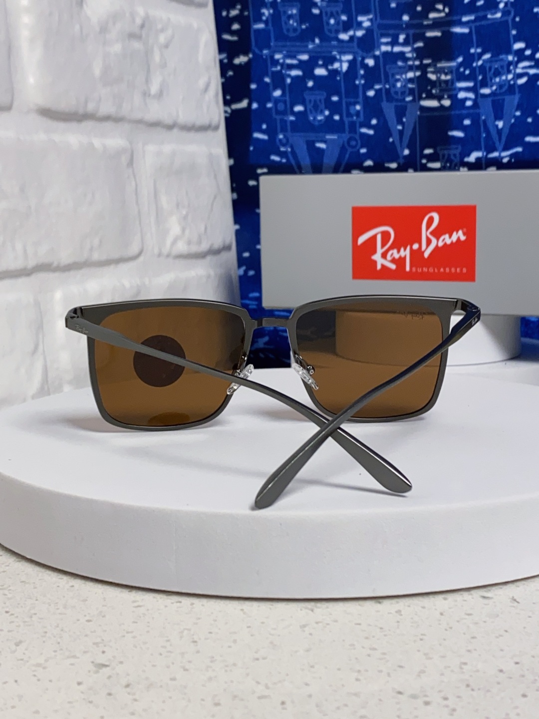 Rayban雷朋 2025新款偏光男女通用 时尚休闲金属方框驾车专用 RB8929