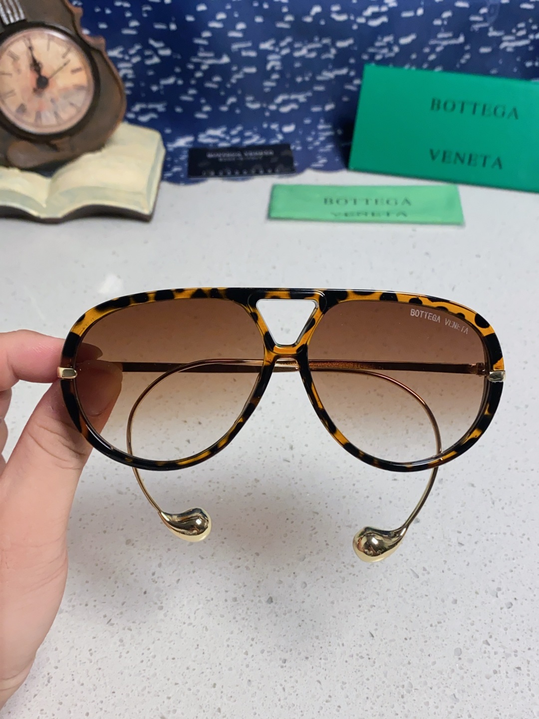 BottegaVeneta宝缇嘉 2025款欧美奢华女男大框遮脸飞行员太阳眼欧洲站博主开车蛤蟆墨镜 BV
