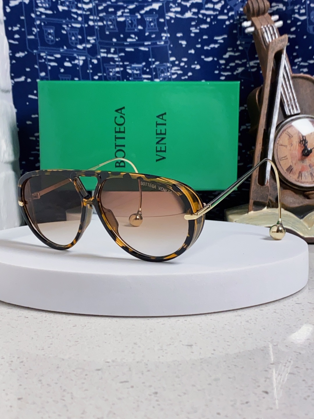 BottegaVeneta宝缇嘉 2025款欧美奢华女男大框遮脸飞行员太阳眼欧洲站博主开车蛤蟆墨镜 BV