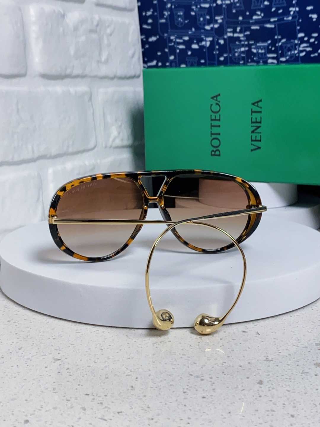 BottegaVeneta宝缇嘉 2025款欧美奢华女男大框遮脸飞行员太阳眼欧洲站博主开车蛤蟆墨镜 BV