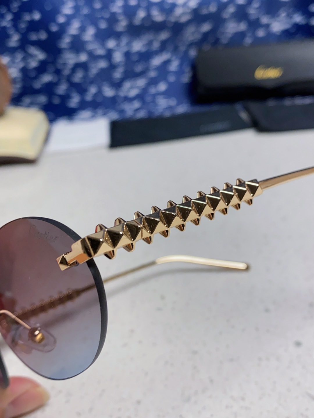 Carter卡地亚 2025款欧美奢华女个性前卫圆框无框太阳眼欧洲站明星同街拍猫防晒墨镜