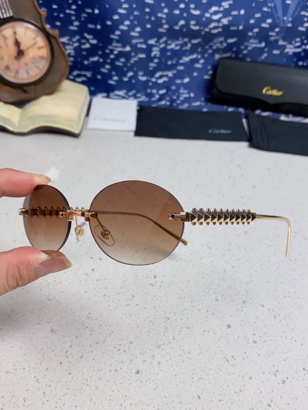 Carter卡地亚 2025款欧美奢华女个性前卫圆框无框太阳眼欧洲站明星同街拍猫防晒墨镜