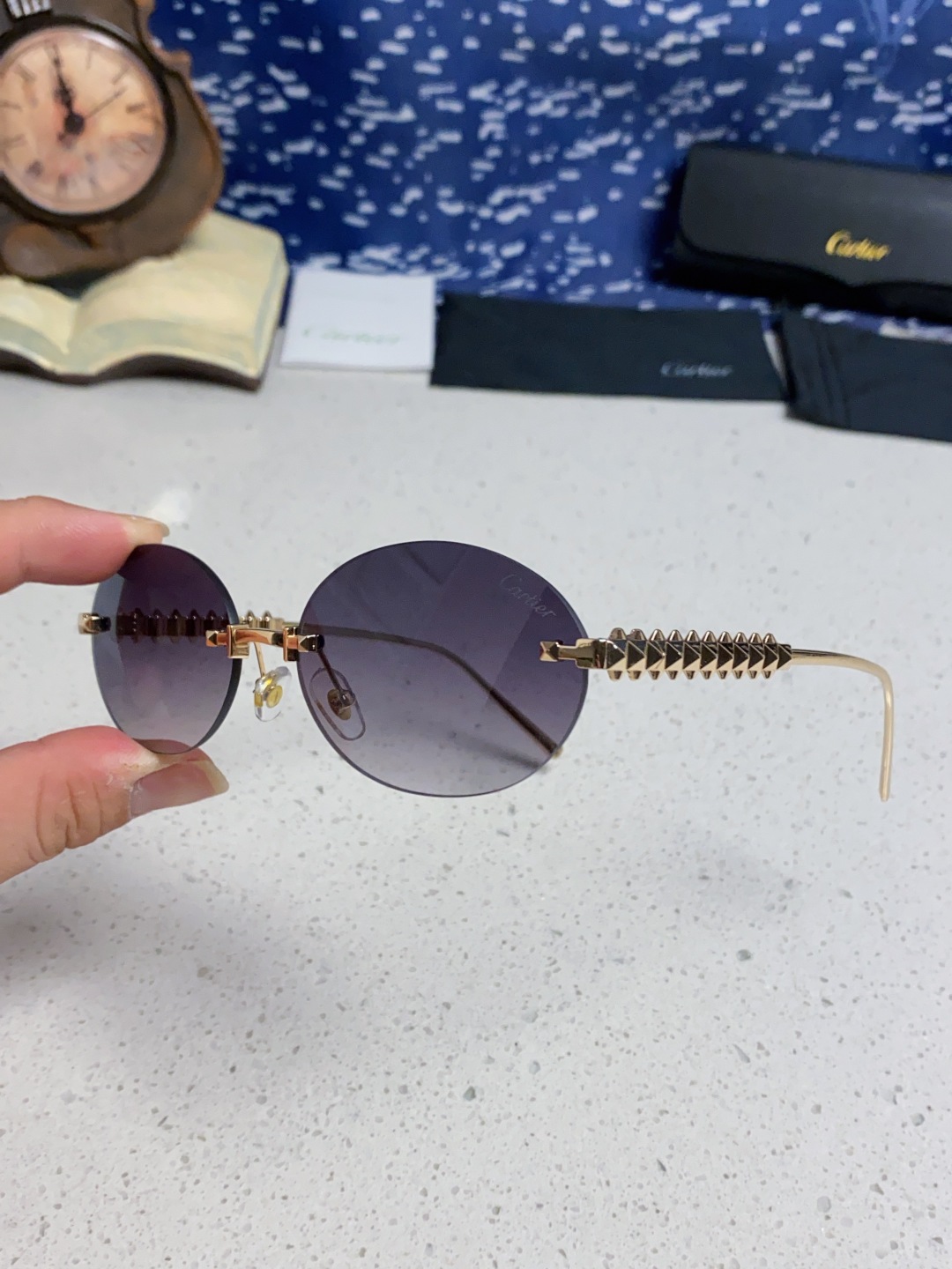 Carter卡地亚 2025款欧美奢华女个性前卫圆框无框太阳眼欧洲站明星同街拍猫防晒墨镜