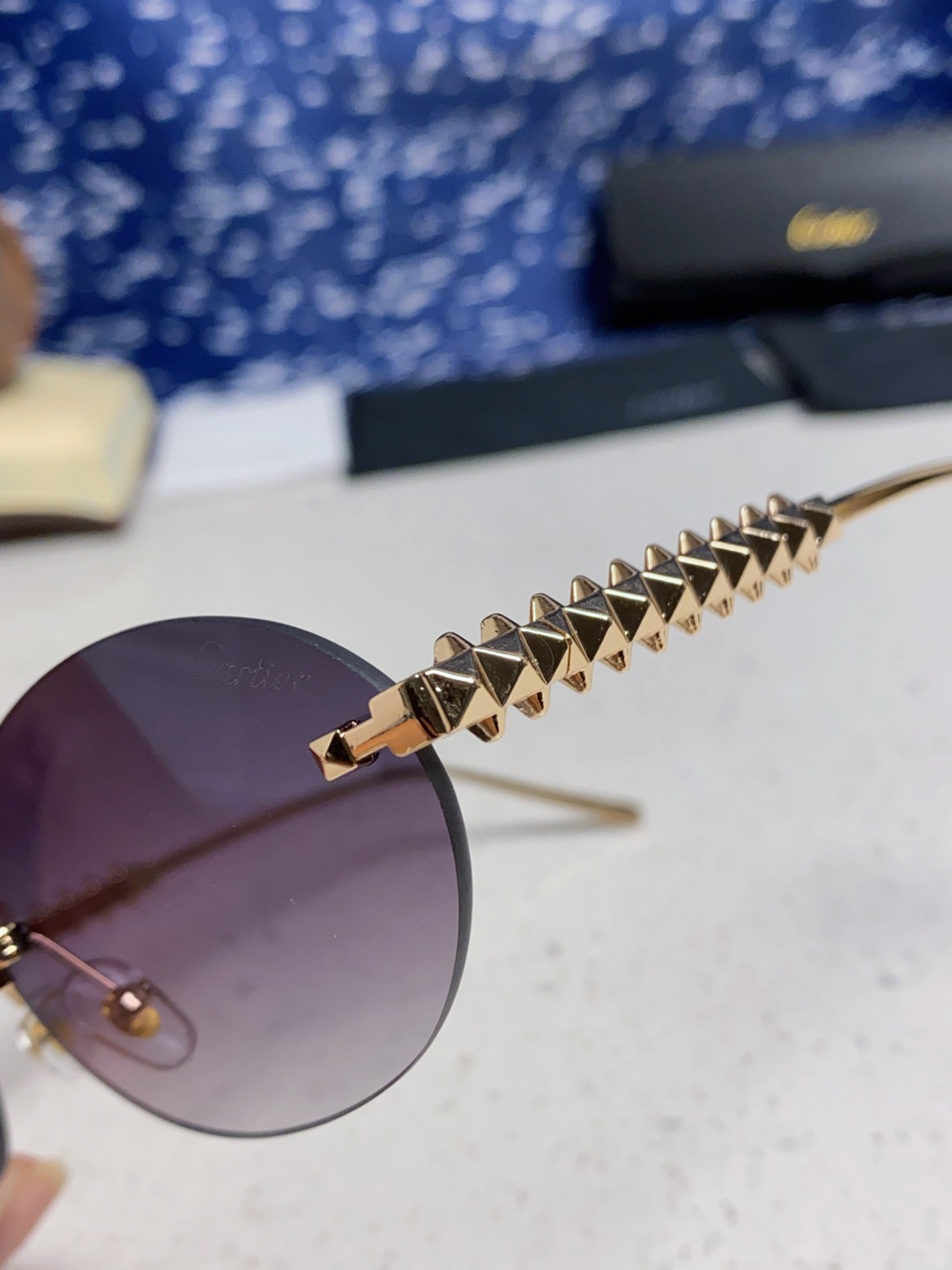 Carter卡地亚 2025款欧美奢华女个性前卫圆框无框太阳眼欧洲站明星同街拍猫防晒墨镜