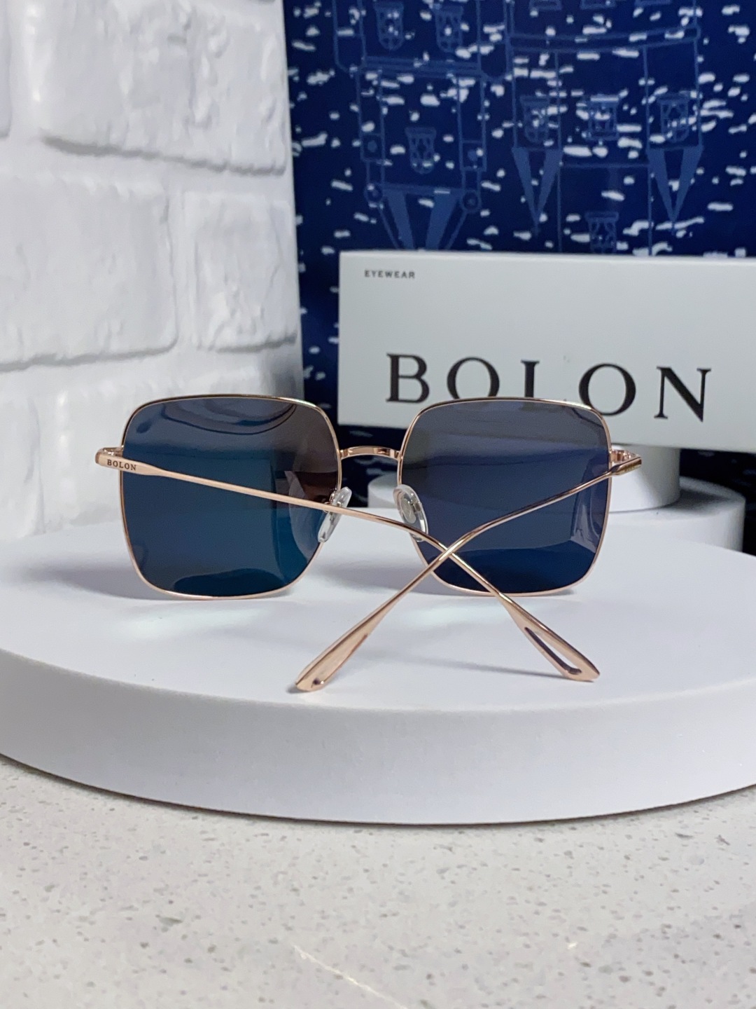 Bolon暴龙 2025新款方形高质感金属框墨镜时尚百搭太阳镜防紫外线开车拍照潮