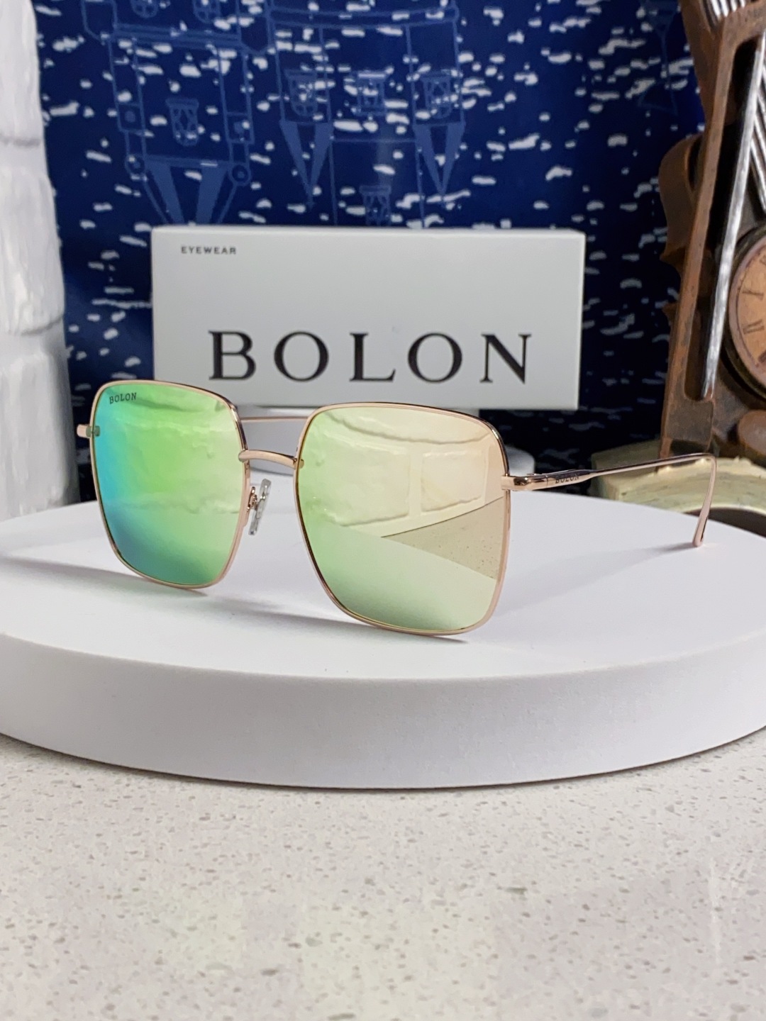 Bolon暴龙 2025新款方形高质感金属框墨镜时尚百搭太阳镜防紫外线开车拍照潮