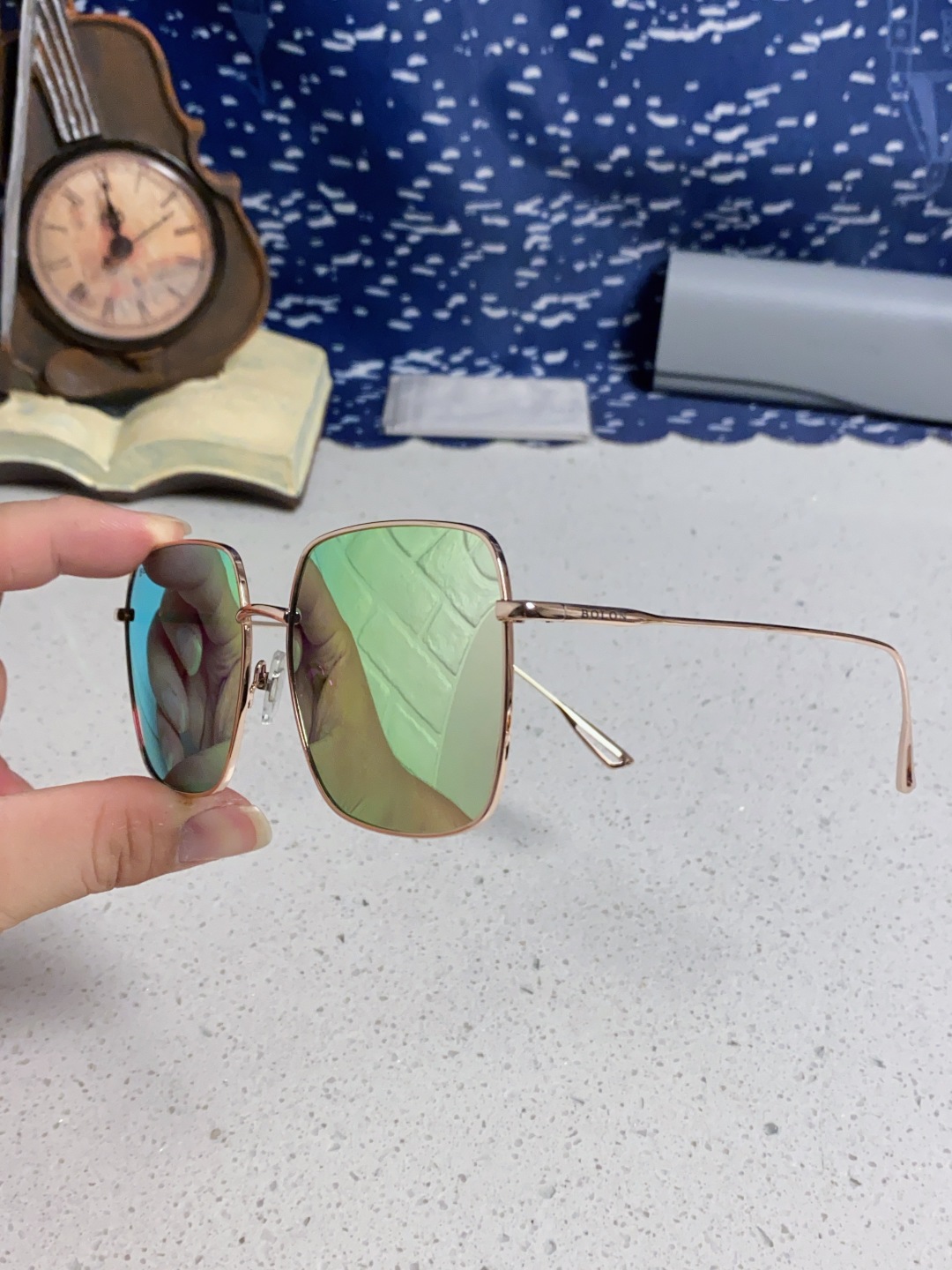 Bolon暴龙 2025新款方形高质感金属框墨镜时尚百搭太阳镜防紫外线开车拍照潮