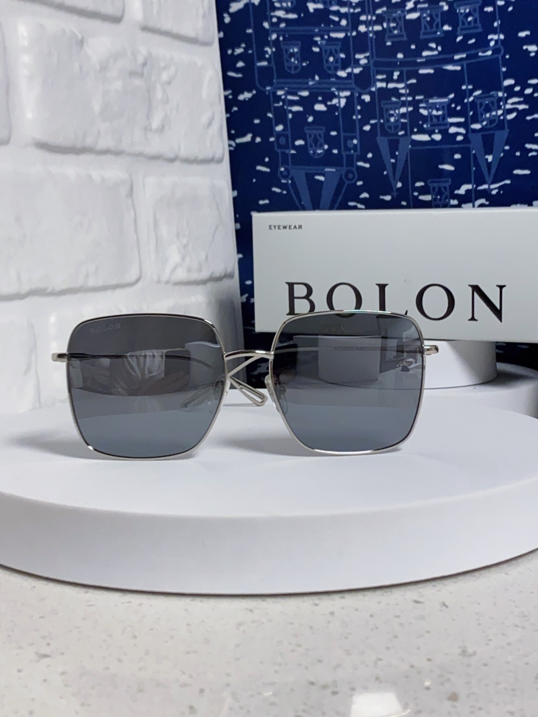Bolon暴龙 2025新款方形高质感金属框墨镜时尚百搭太阳镜防紫外线开车拍照潮