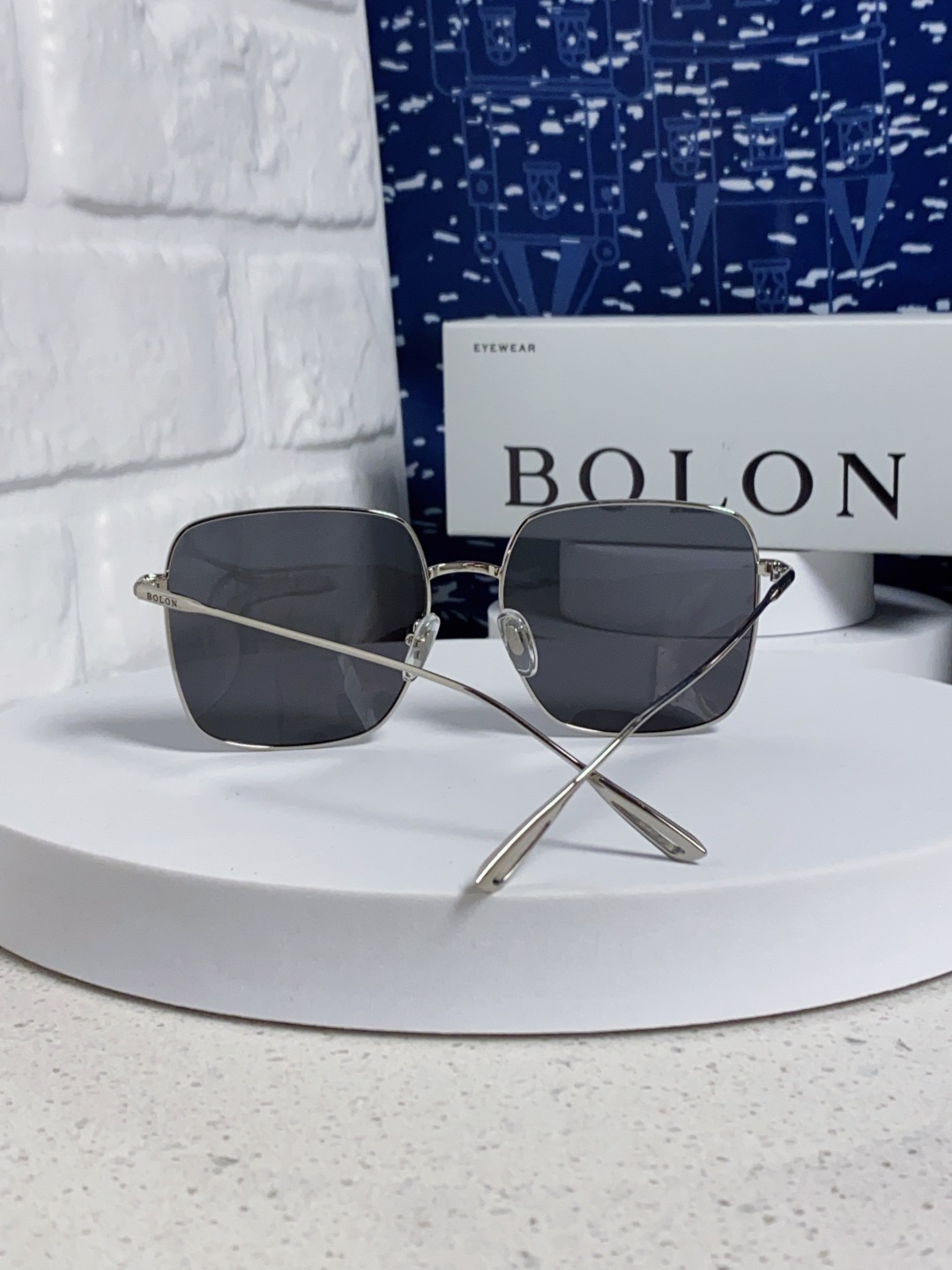 Bolon暴龙 2025新款方形高质感金属框墨镜时尚百搭太阳镜防紫外线开车拍照潮