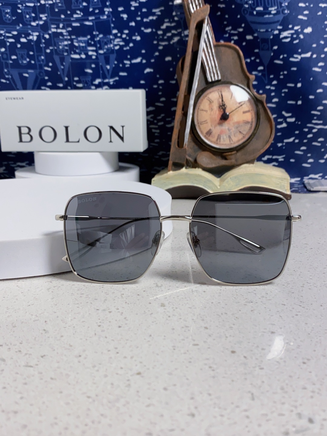Bolon暴龙 2025新款方形高质感金属框墨镜时尚百搭太阳镜防紫外线开车拍照潮