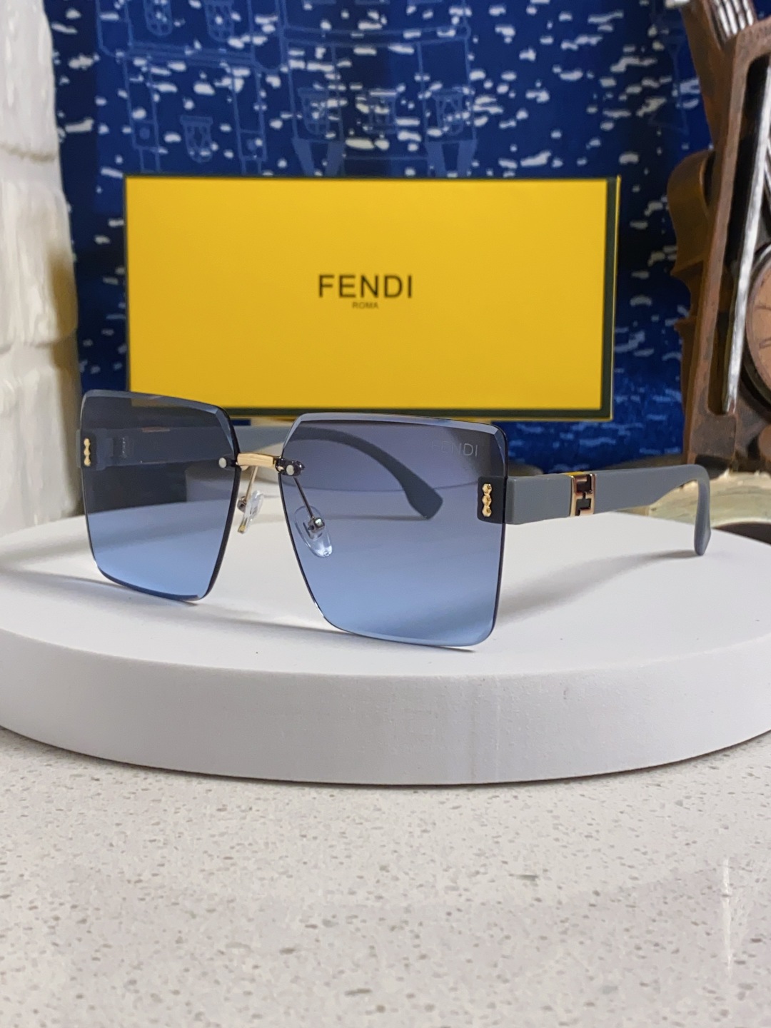 Fendi芬迪 2025新款欧美复古无框墨镜女款高级感防晒方形显瘦防紫外线个性太阳镜
