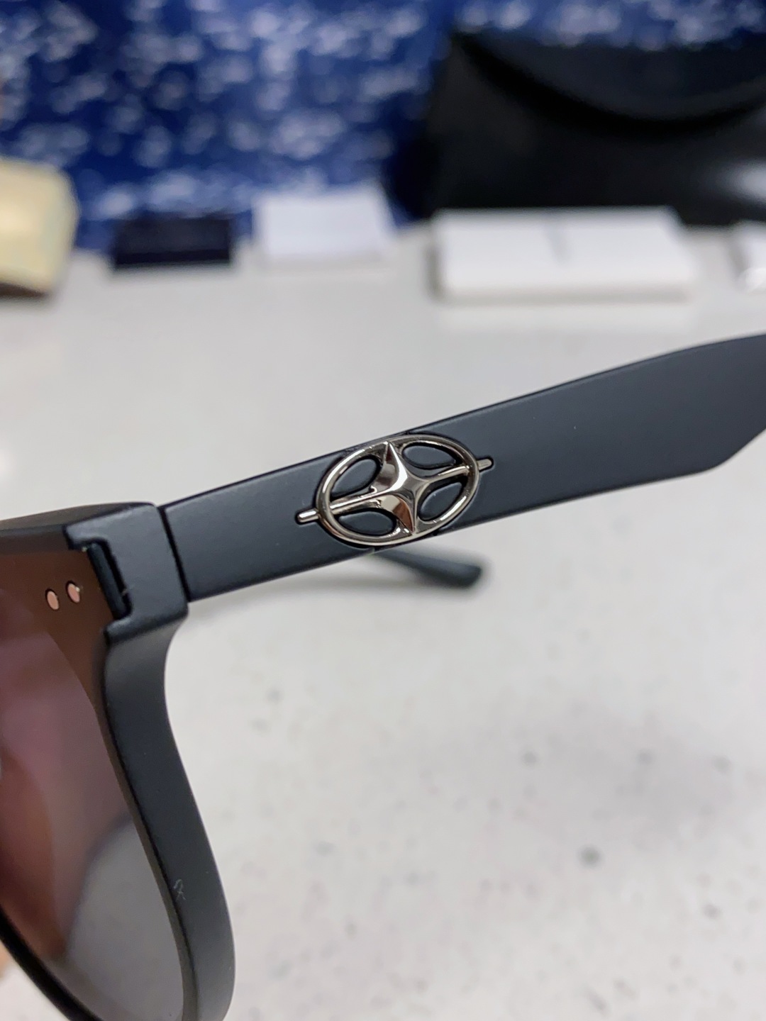 Gentle Moster(GM) 2025新款圆框墨镜女式高端太阳镜防晒防紫外线 唐艺昕同款 型号：T